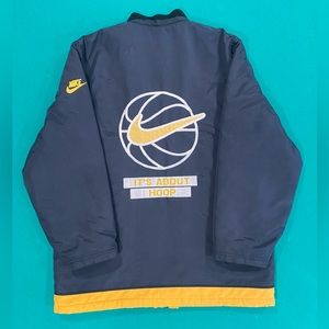 VINTAGE NIKE 1995 bomber jacket